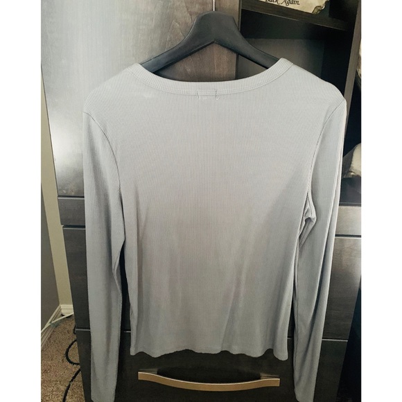 Shirt - Picture 2 of 2